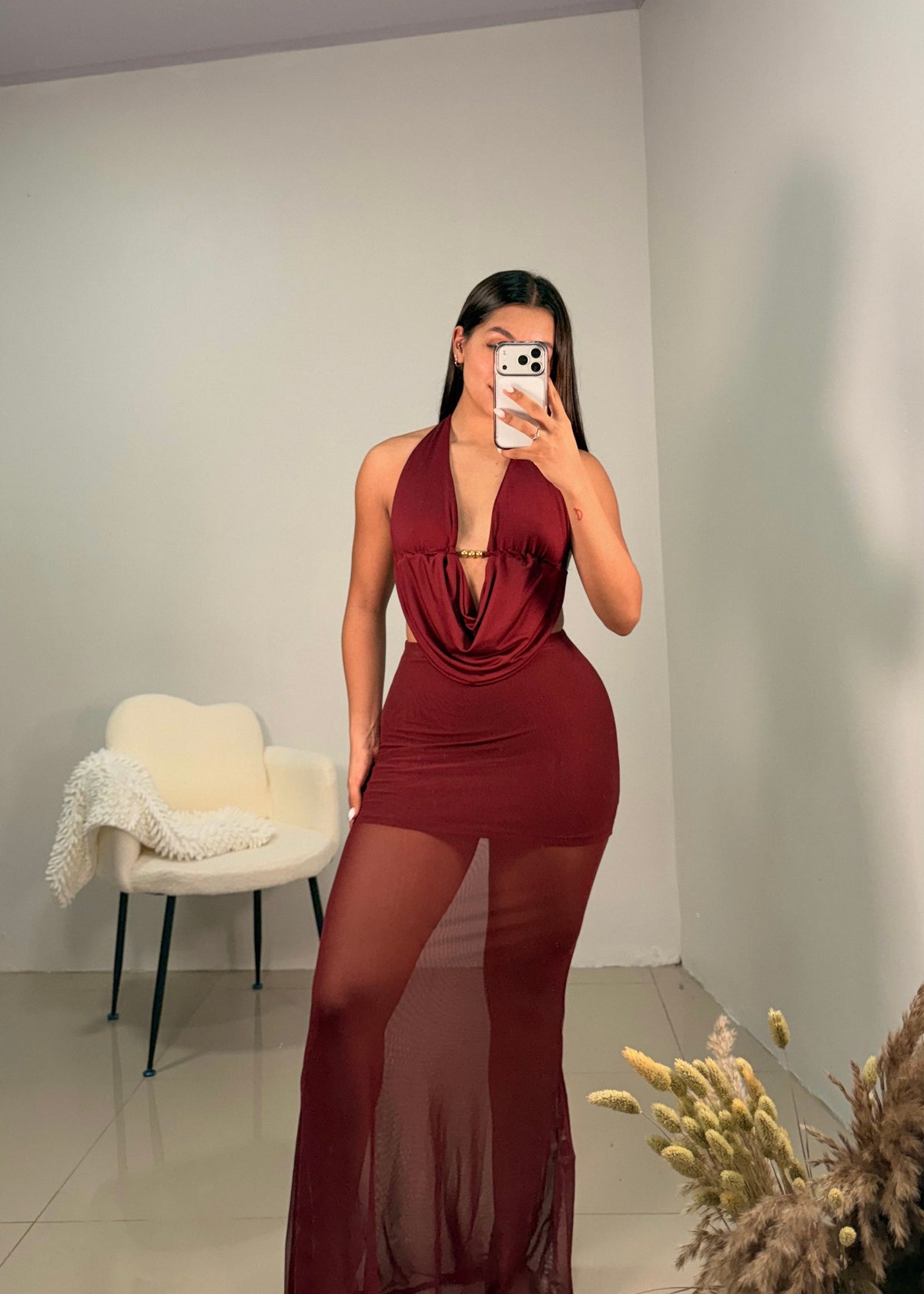 Set rojo con falda larga